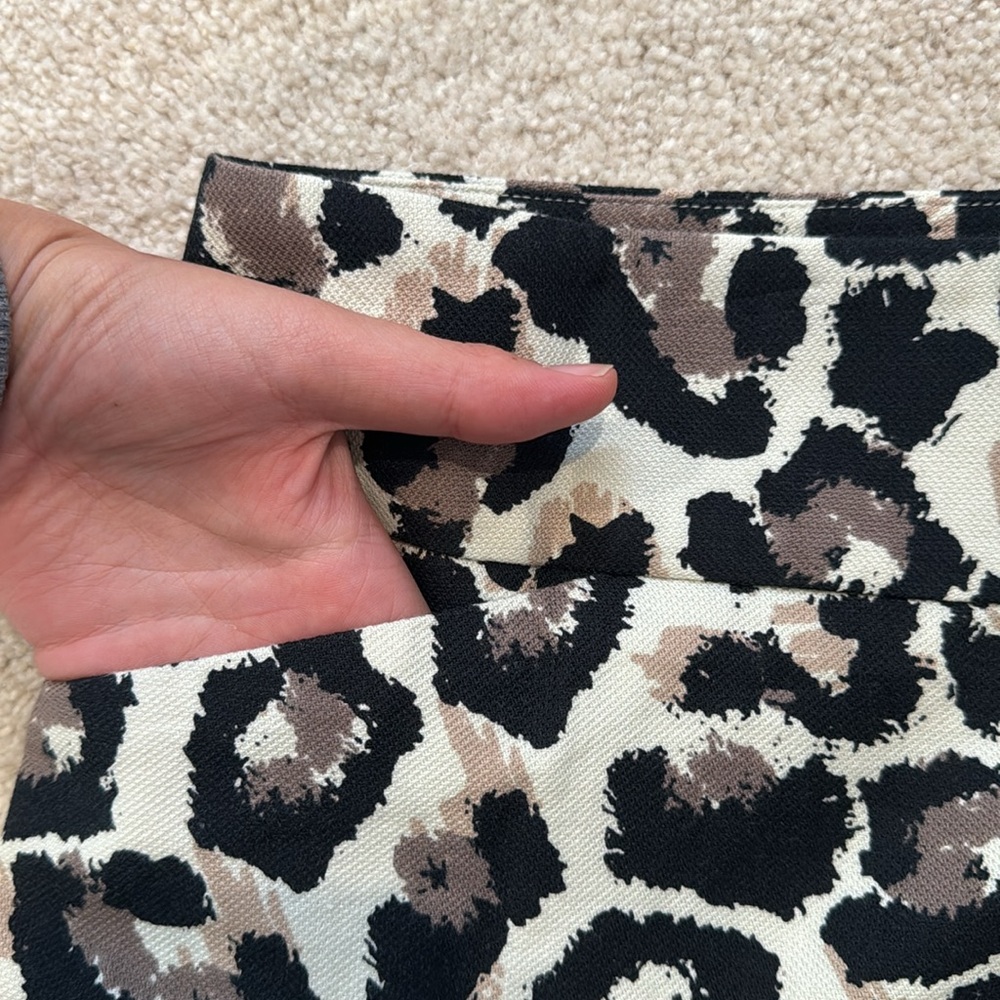 LOFT Leopard Print Skirt - Size 6 - Picture 2 of 7